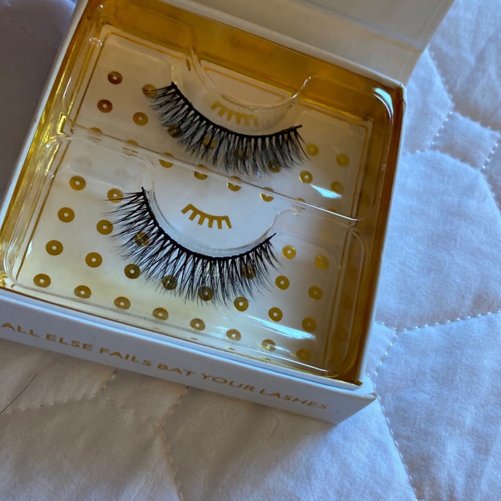 Lashes